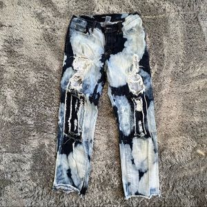 Fashion Nova distressed boyfriend jeans